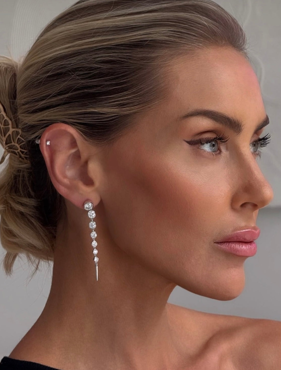 ETERI LONG EARRINGS Solid White Gold with Lab-Grown Diamonds
