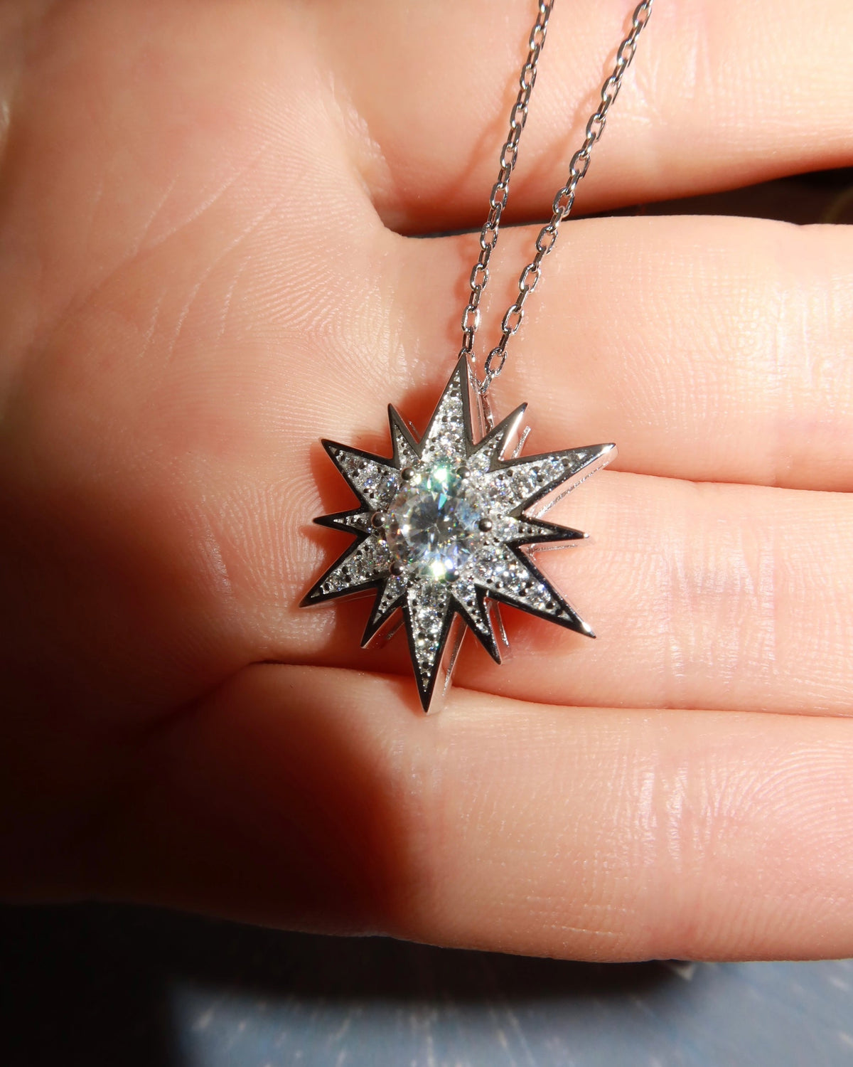 STELLI Statement Pendant with Chain Solid White Gold with Diamonds