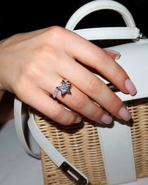 AMARYZ Bespoke The Star Engagement Ring